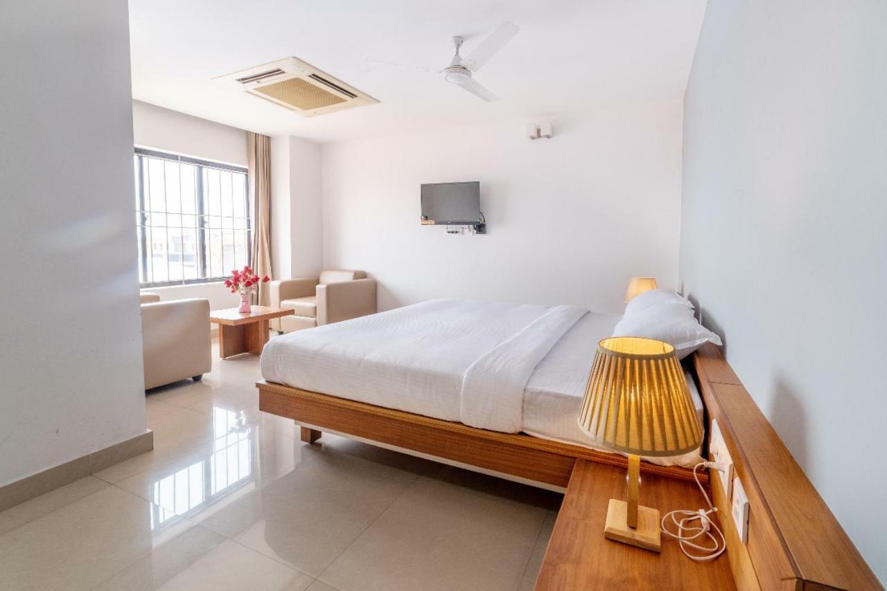 Hotel Bkm International Tellicherry Экстерьер фото